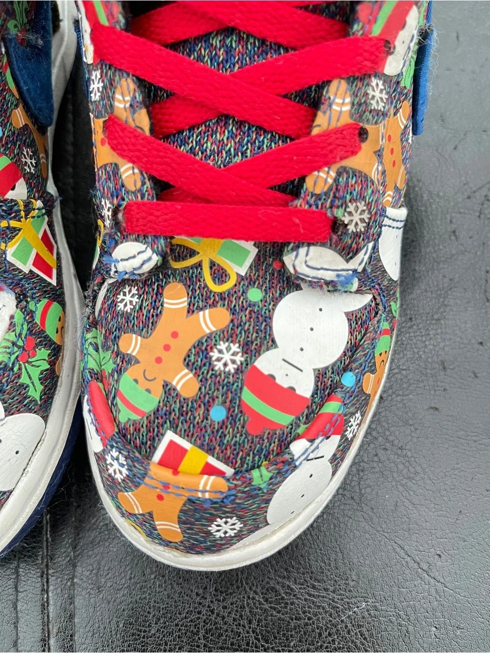 Limit edition Concepts x Nike SB Dunk High Ugly Christmas Sweater (2017)
